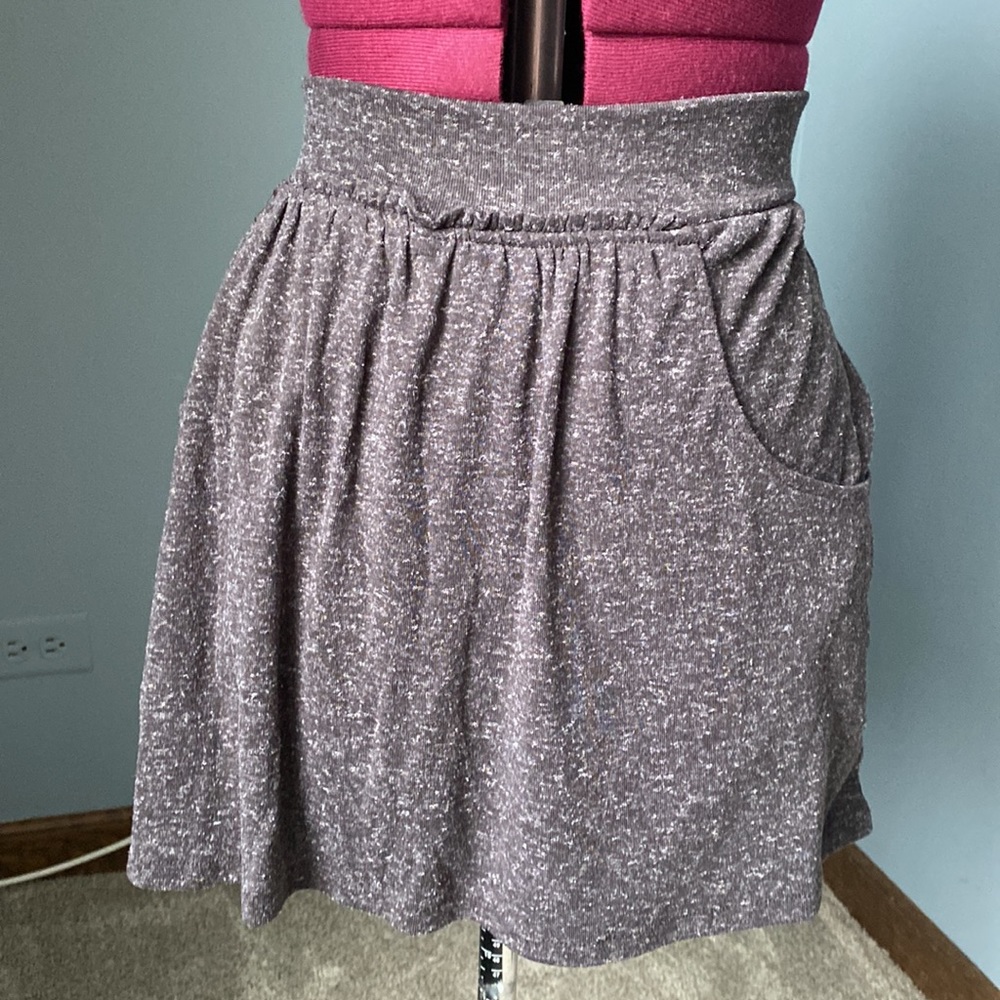 Express Skirt - Picture 2 of 4